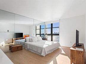 9 Island Ave 2006, Miami Beach FL 33139