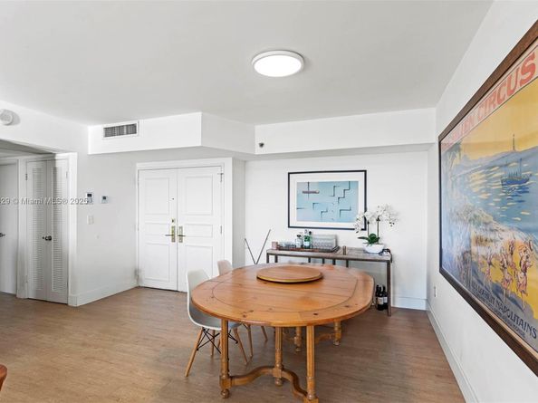 9 Island Ave 2006, Miami Beach FL 33139