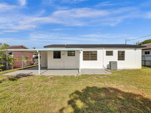 4631 E 8th Ct, Hialeah FL 33013