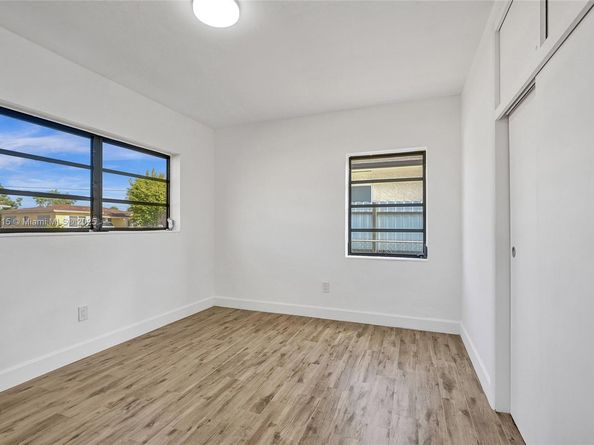 4631 E 8th Ct, Hialeah FL 33013