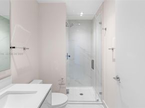 700 NE 24th ST 2402, Miami FL 33137