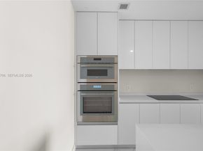 700 NE 24th ST 2402, Miami FL 33137