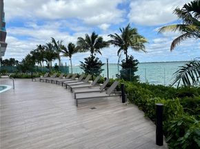 700 NE 24th ST 2402, Miami FL 33137