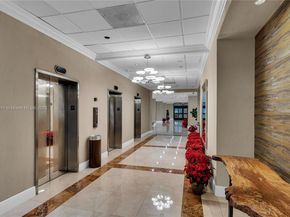 1901 Brickell Ave B1912, Miami FL 33129