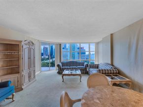 1901 Brickell Ave B1912, Miami FL 33129
