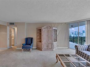 1901 Brickell Ave B1912, Miami FL 33129