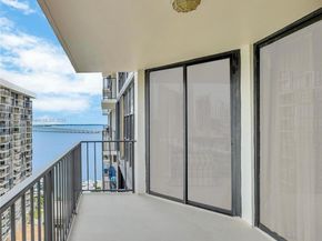 1901 Brickell Ave B1912, Miami FL 33129