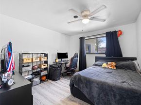 4461 NW 6th St, Plantation FL 33317