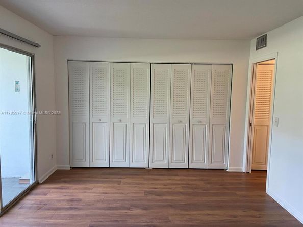381 Fanshaw J 381, Boca Raton FL 33434