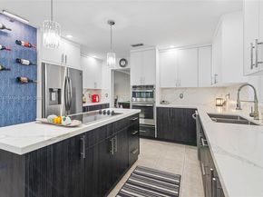 19313 NW 11th St, Pembroke Pines FL 33029