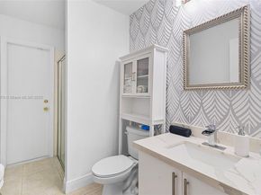 19313 NW 11th St, Pembroke Pines FL 33029