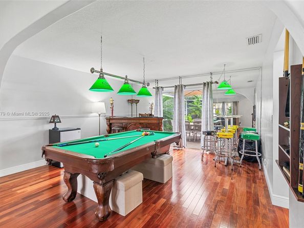 19313 NW 11th St, Pembroke Pines FL 33029