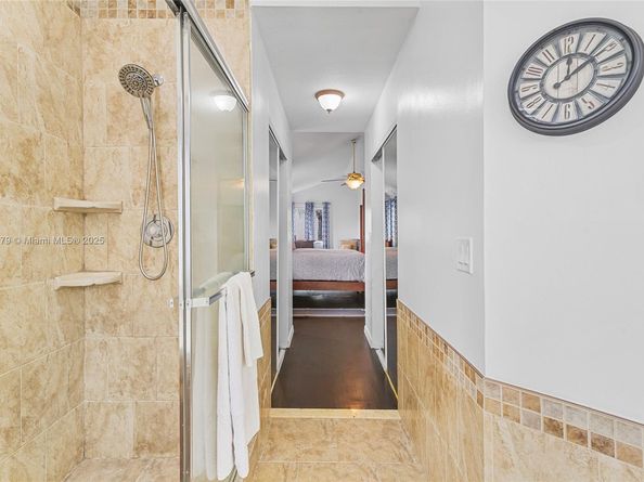 19313 NW 11th St, Pembroke Pines FL 33029
