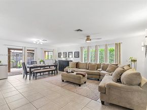 19313 NW 11th St, Pembroke Pines FL 33029