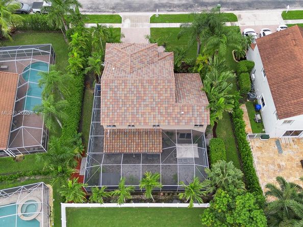 19313 NW 11th St, Pembroke Pines FL 33029