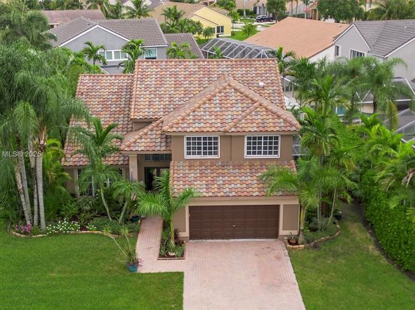 19313 NW 11th St, Pembroke Pines FL 33029