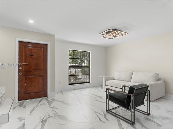 3973 NE 167th St 12, North Miami Beach FL 33160