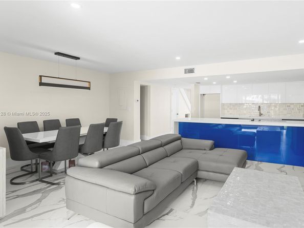 3973 NE 167th St 12, North Miami Beach FL 33160