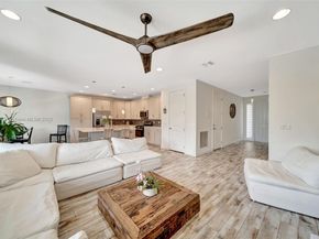12512 NW 32nd Mnr, Sunrise FL 33323
