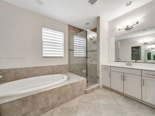 12512 NW 32nd Mnr, Sunrise FL 33323