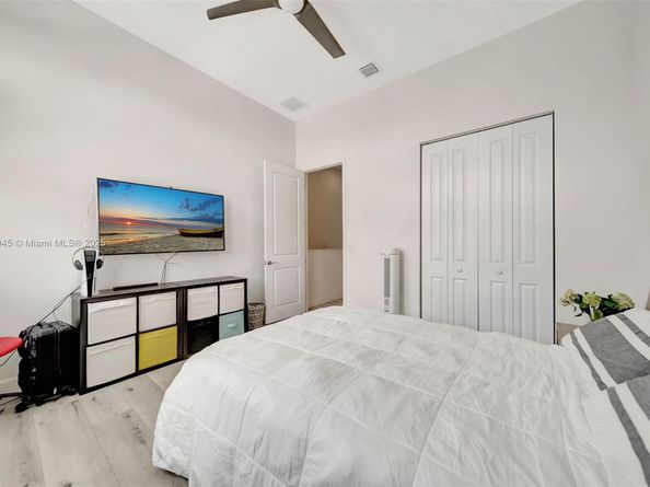 12512 NW 32nd Mnr, Sunrise FL 33323