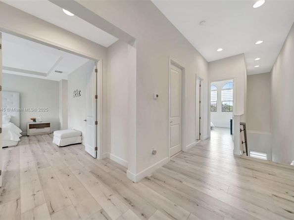 12512 NW 32nd Mnr, Sunrise FL 33323
