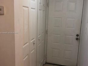 8290 Lake Dr 349, Doral FL 33166