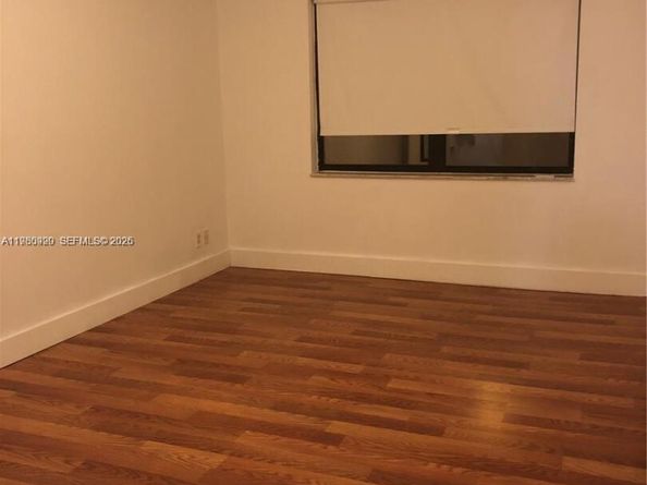 8290 Lake Dr 349, Doral FL 33166