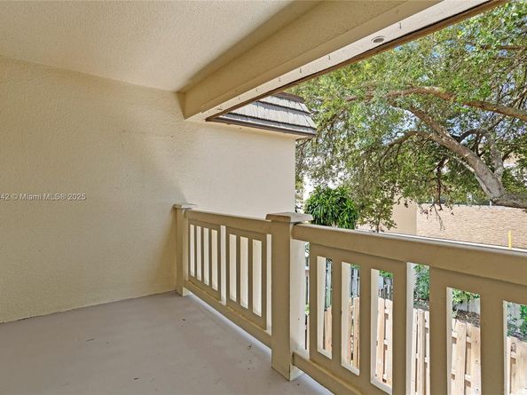 8713 SW 137th Ave 8713, Miami FL 33183