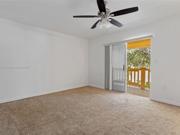 8713 SW 137th Ave 8713, Miami FL 33183