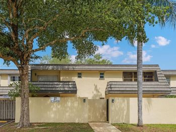 8713 SW 137th Ave
