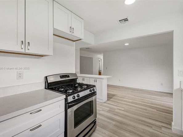 7464 SW 128th Ct, Miami FL 33183