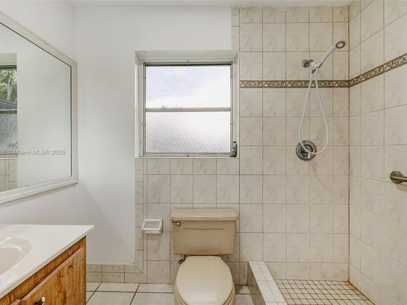 7464 SW 128th Ct, Miami FL 33183