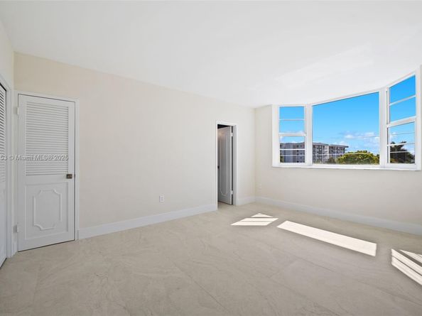 9341 E Bay Harbor Dr 4C, Bay Harbor Islands FL 33154