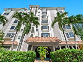 9341 E Bay Harbor Dr 4C, Bay Harbor Islands FL 33154
