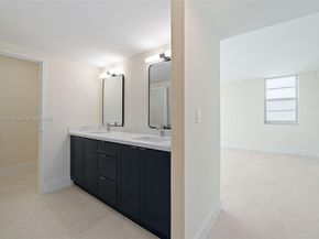 9341 E Bay Harbor Dr 4C, Bay Harbor Islands FL 33154