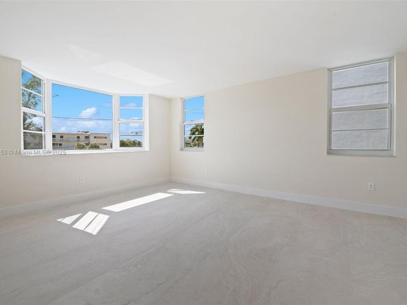 9341 E Bay Harbor Dr 4C, Bay Harbor Islands FL 33154
