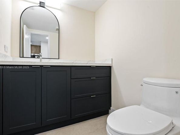 9341 E Bay Harbor Dr 4C, Bay Harbor Islands FL 33154
