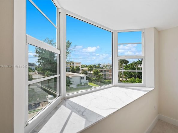 9341 E Bay Harbor Dr 4C, Bay Harbor Islands FL 33154