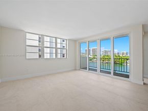 9341 E Bay Harbor Dr 4C, Bay Harbor Islands FL 33154