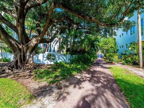 255 W 24th St 306, Miami Beach FL 33140