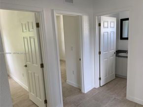 10231 SW 176th St, Miami FL 33157