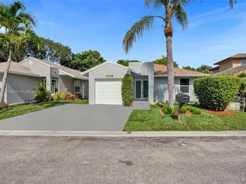 2349 NW 34th Ave