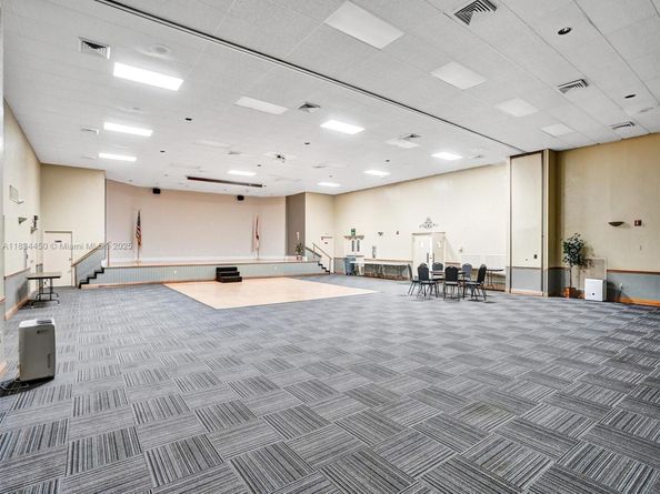 2349 NW 34th Ave, Coconut Creek FL 33066