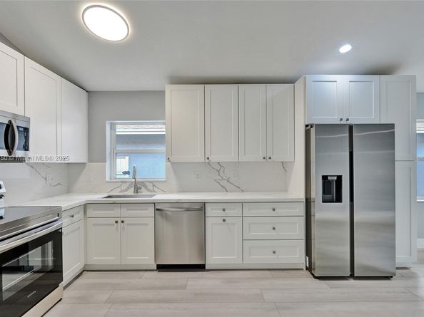 2349 NW 34th Ave, Coconut Creek FL 33066