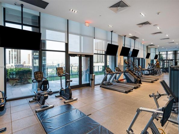 1600 NE 1st Ave 1003, Miami FL 33132