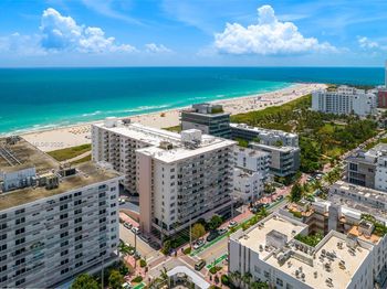 345 Ocean Dr
