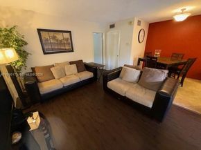 421 NE 1st St 219, Hallandale Beach FL 33009