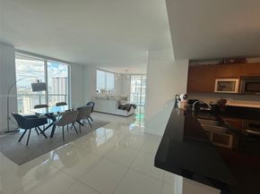 244 Biscayne Blvd 3708, Miami FL 33132