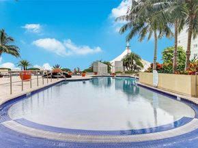 244 Biscayne Blvd 3708, Miami FL 33132